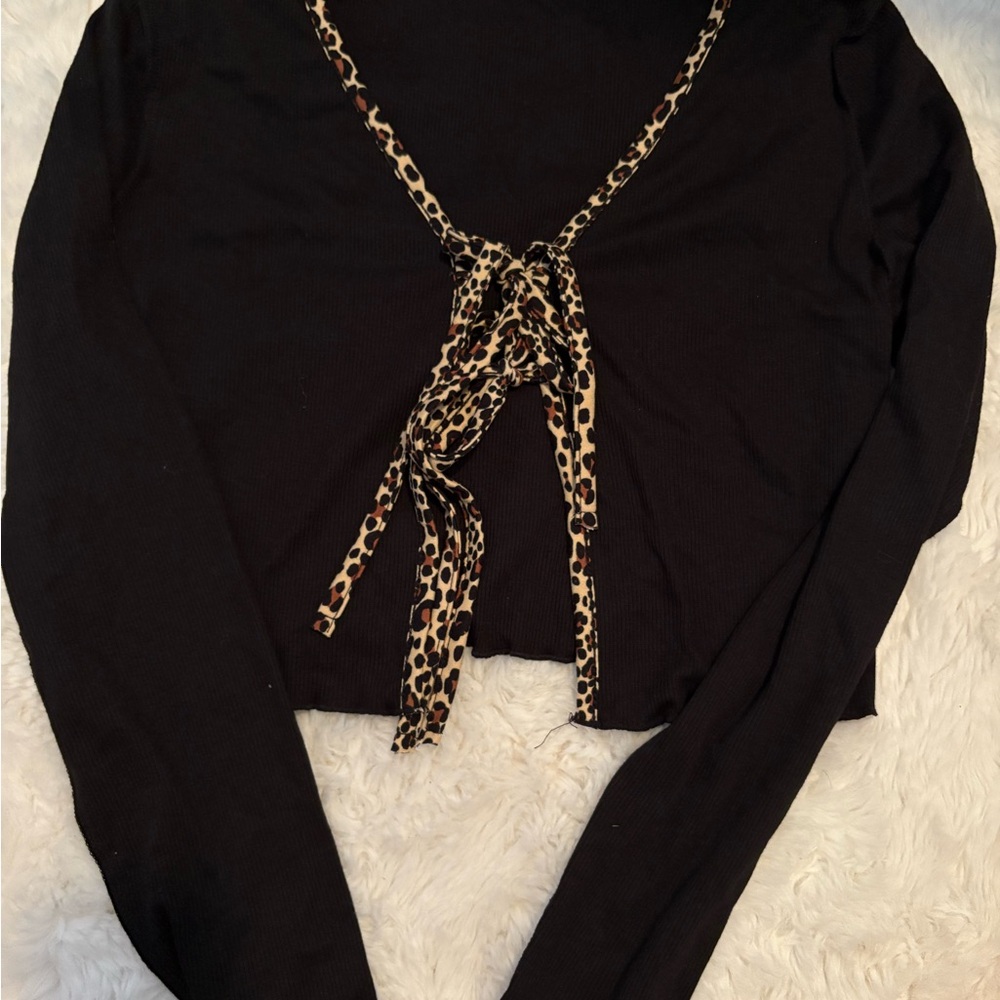 SHEIN Black Crop Tie Front Blouse